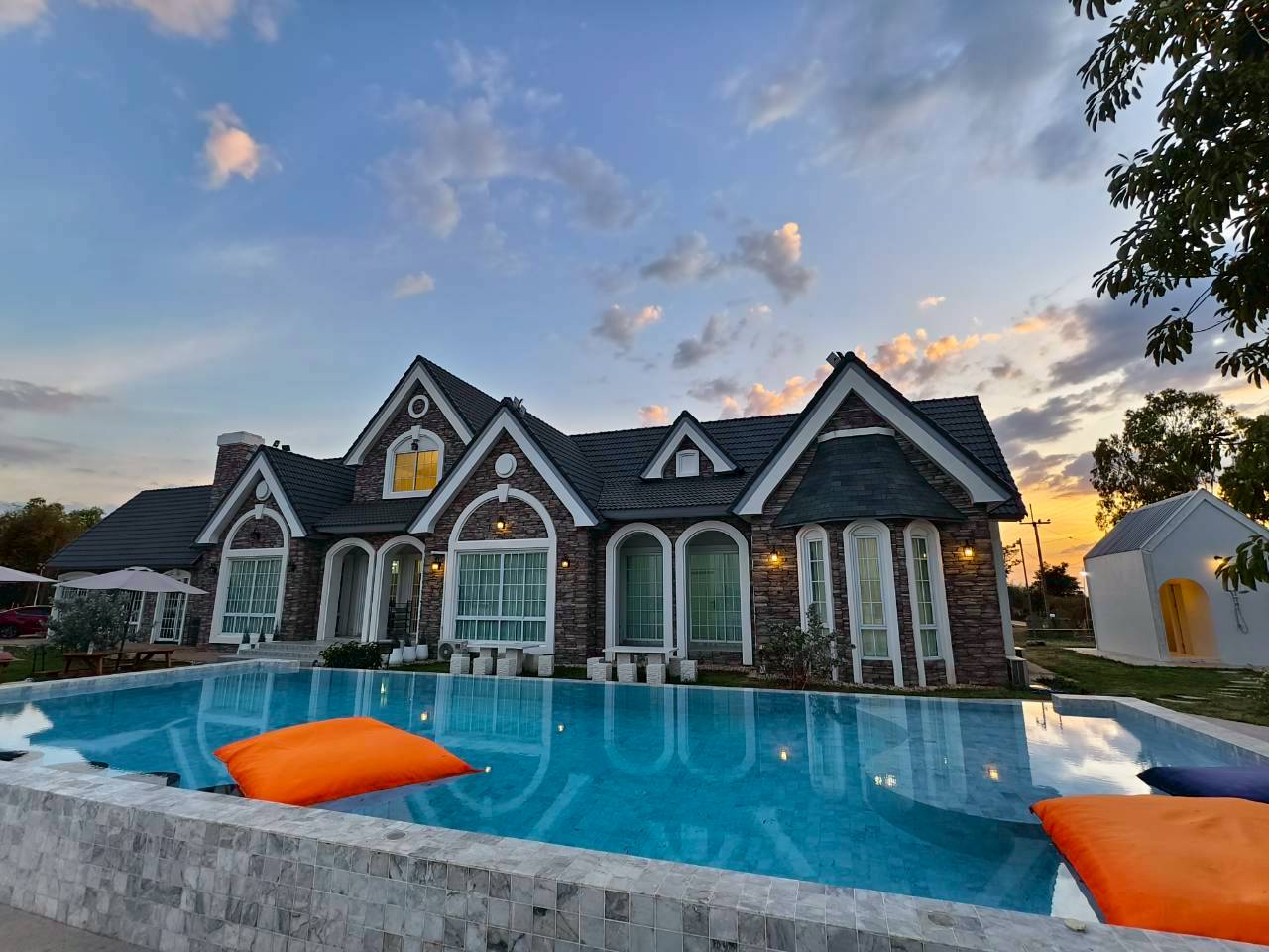 บรรยากาศภายนอก 